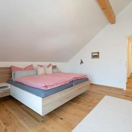 Apartment Anemone - 4 Mit Bergblick & Alpenflair Germaringen