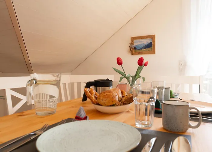 Appartement Anemone - 4 Mit Bergblick & Alpenflair Germaringen